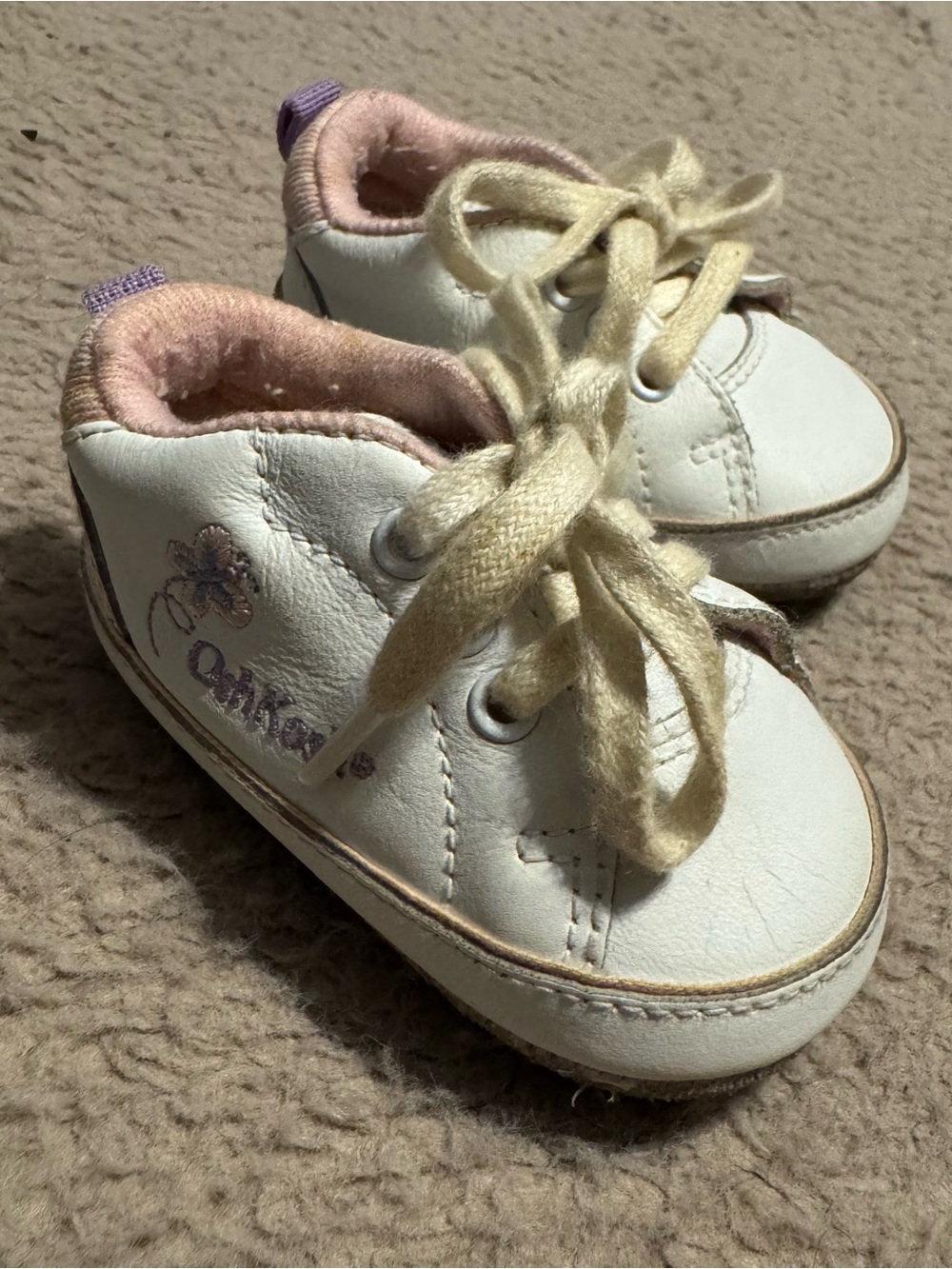 Vintage Oshkosh Crib Shoes Baby Butterfly Size 1 6-12 Weeks White Embroidered-